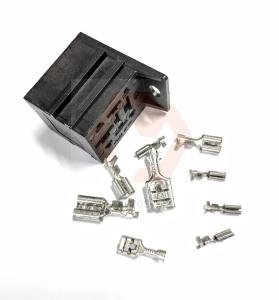 Kostka przekaźnika świec żarowych kpl. LUBLIN HONKER 19177911